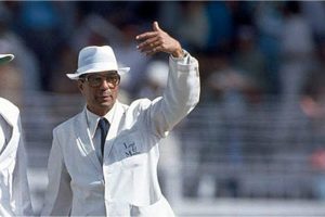 One of the first neutral umpires in Tests, Piloo Reporter dies at 84