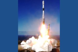 S.Korea successfully launches 1st spy satellite into orbit