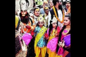 Dressed as Ramayan characters, children invite people to Ayodhya