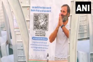 Congress puts bar codes behind chairs for crowdfunding in Nagpur’s ‘Hain Taiyyar Hum’ rally