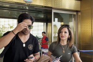 Moye-Moye moment: Sussanne, Arslan Goni make U-turn from airport after forgetting passport