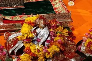 Procession with tableaux on Ram Lalla before main ceremony