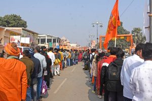 Fast track line for devotees without belongings in Ayodhya