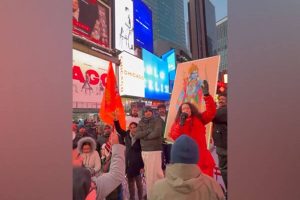 NYC: Times Square echoes with ‘Jai Shree Ram’ chants as hundreds celebrate ‘Pran Pratishtha’ in Ayodhya