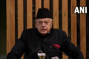 “Pakistan government wanting peaceful atmosphere with us, let’s open door to them”: Farooq Abdullah