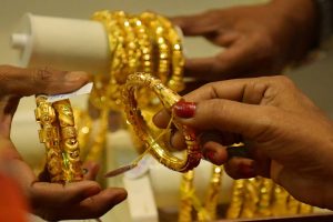 Gold scales record high on growing bets for US interest rate cut in June