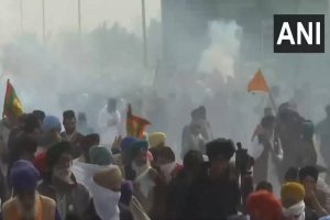 ‘Delhi Chalo’ march: Police fire tear gas on protesting farmers at Punjab-Haryana Shambhu border