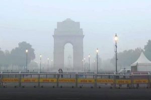 Delhi records 14.7 degrees as minimum temp, AQI in ‘poor’ category