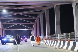 Upon his arrival from Gujarat, PM Modi inspects Shivpur-Phulwaria-Lahartara marg in Varanasi