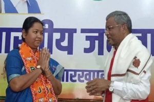 Former Jharkhand CM’s wife and Singhbhum MP Geeta Koda joins BJP ahead of Lok Sabha election