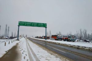 Traffic on Jammu-Srinagar highway suspended for 14 hours from Saturday