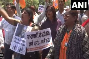 Delhi BJP leaders hold protest, demand Arvind Kejriwal’s resignation