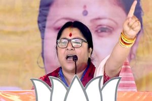 TMC-backed goons attacked Hoogly candidate Locket Chatterjee’s car, claims BJP