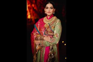 Sonam highlights country’s heritage when she showcases Indian craftsmanship globally