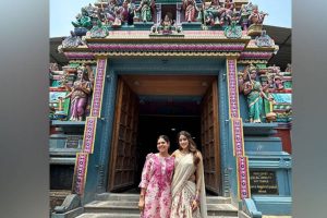 Janhvi Kapoor visits her “mummas most favourite place” in Chennai