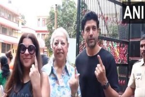 Lok Sabha Elections: Siblings Farhan Akhtar, Zoya Akhtar among early voters in Mumbai