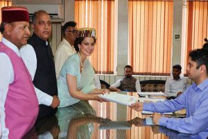 “People of Mandi and their love brought me here” says Kangana Ranaut after filing nomination from Mandi