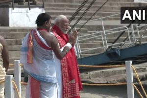 PM Modi offers prayers at Dashashwamedh Ghat in Varanasi ahead of filing Lok Sabha nomination