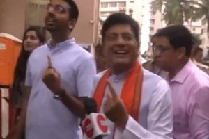 “Everyone should take part in the festival of democracy” says BJP’s Mumbai North candidate Piyush Goyal after casting his vote