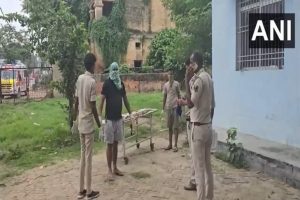 Bihar: Deranged lover stabs to death two minor girls, their father in Saran