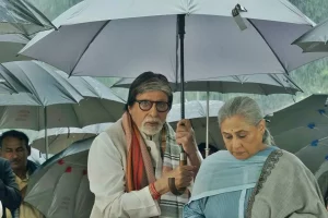 Couple goals: Amitabh Bachchan holds umbrella for wife Jaya in latest picture