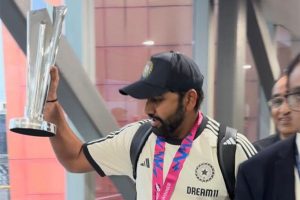 T20 WC winning Team India receives warm welcome at Delhi airport, reaches ITC Maurya