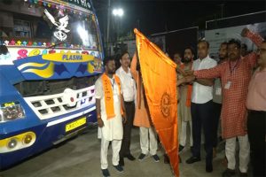 J-K: First batch of Budha Amarnath Yatra left from Jammu under tight security