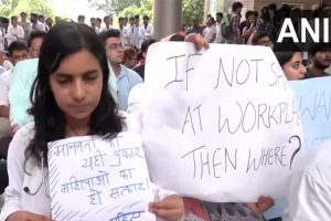 RG Kar Medical College principal resigns, Doctors strike continues demand CBI probe into rape-murder of junior doctor