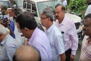 Kolkata doctor-rape & murder: IMA team reaches victim’s residence, doctors continue protests