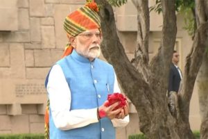 Independence Day 2024: PM Modi arrives at Rajghat, pays tribute to Mahatma Gandhi