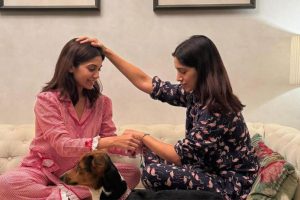 Bhumi Pednekar blesses sister Samiksha as she ties rakhi on her wrist