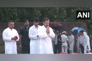 Rahul Gandhi, Mallikarjun Kharge pay tribute to former PM Rajiv Gandhi on his birth anniversary