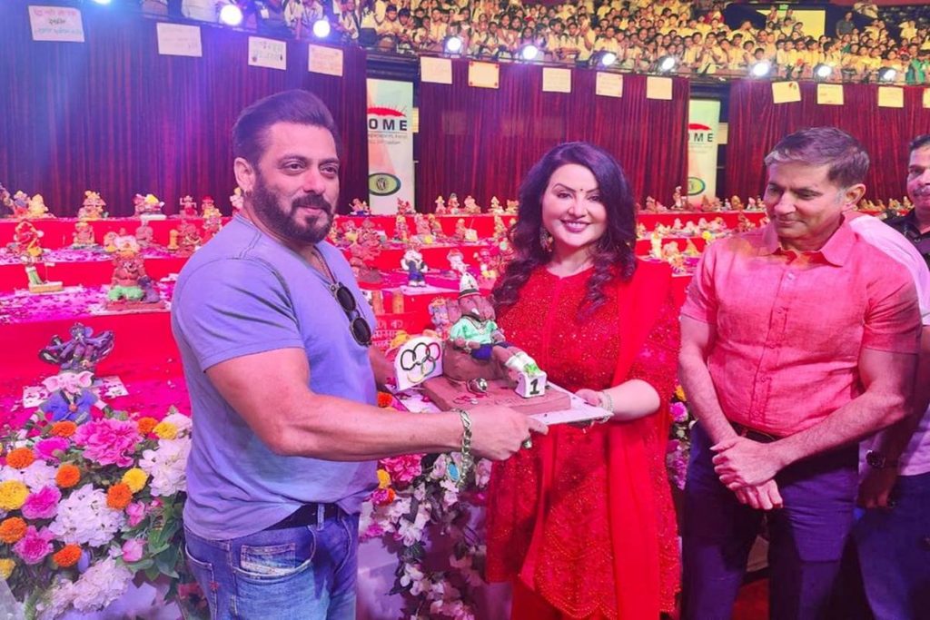 Amruta Fadnavis, Salman Khan, Salman Khan films, Ganapati