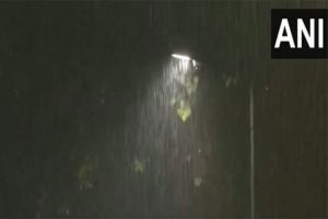 Heavy rain lashes parts of Delhi-NCR