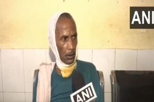 “Attacked my neck with his jaws”: Locals narrate Wolf attack stories in Bahraich