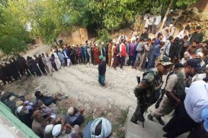 J-K: Long queues seen at polling stations during second phase of Assembly polls