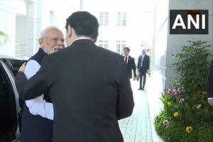 PM Modi receives ceremonial welcome at Singapore’s Parliament House