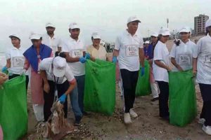 Mansukh Mandaviya leads nationwide coastal, beach cleanliness drive to mark 10 years of Swachhta campaign