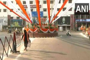 UP: Preparations in full swing in Varanasi ahead of PM Modi’s visit today