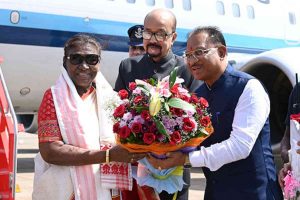 Chhattisgarh CM, governor welcomes President Murmu at Raipur airport