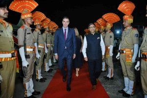 “Bienvenido a India”: Spanish President Pedro Sanchez arrives in Vadorara, to meet PM Modi today