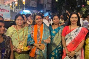 Maharashtra polls: Shaina NC holds roadshow in Mumbadevi, urges voters to support Mahayuti alliance