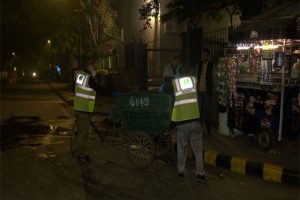 NDMC launches ‘night cleaning drive’ amid Delhi’s ‘very poor’ AQI levels