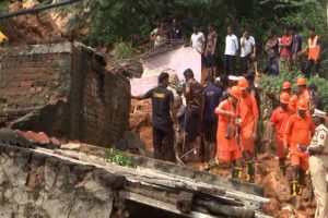 TN: 7 dead after boulder falls on residence after rains in Tiruvannamalai; experts on site to assess mishap