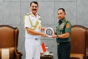 Indian Navy chief meets Indonesian Armed Forces Commander to strengthen naval cooperation