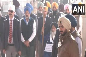 Punjab: SAD leader Sukhbir Badal continue services as ‘sewadar’ at Takhat Sri Kesgarh Sahib in Anandpur Sahib