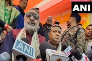 Union Minister Giriraj Singh demands Bharat Ratna for Nitish Kumar, Naveen Patnaik