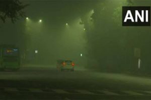 Winter fog disrupts flight, train services in Delhi