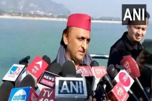 AAP Stronger Than Congress in Delhi, Samajwadi Party Decides to Support AAP: Akhilesh Yadav on Delhi Polls