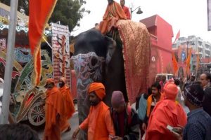 Procession of Niranjani Akhada Proceeds to Triveni Sangam for Amrit Snan of Maha Kumbh